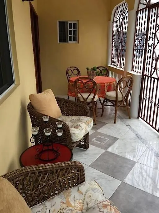 Jannetta'S @Whimhill Bed & Breakfast Negril Villa